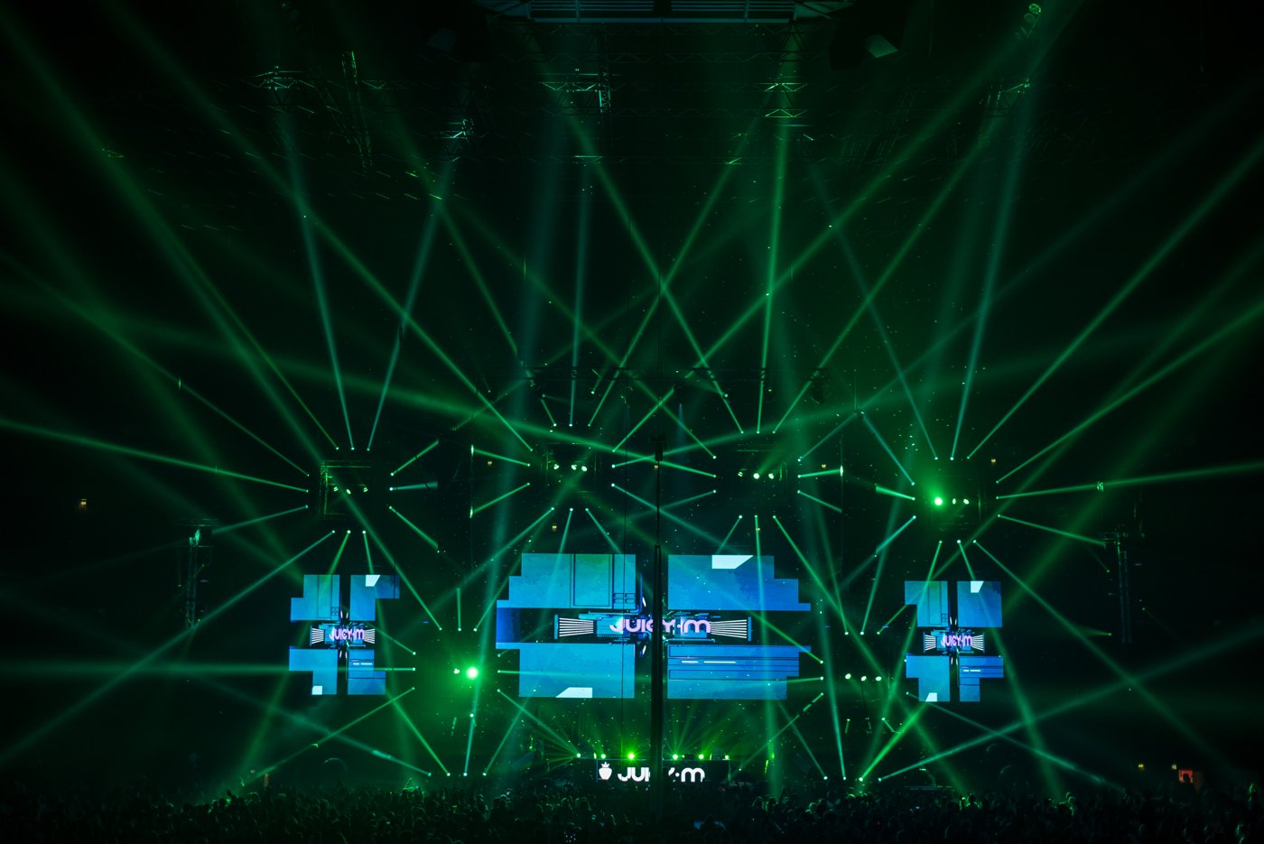 Titania Rave Essen · 04