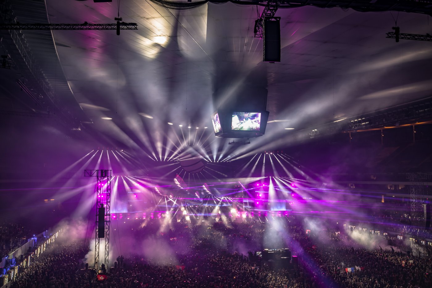 WCD Frankfurt 2016 · Violet Show
